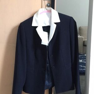 Beautiful Ann Taylor suit jacket 0 petite